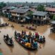 jakarta flood forces evacuation